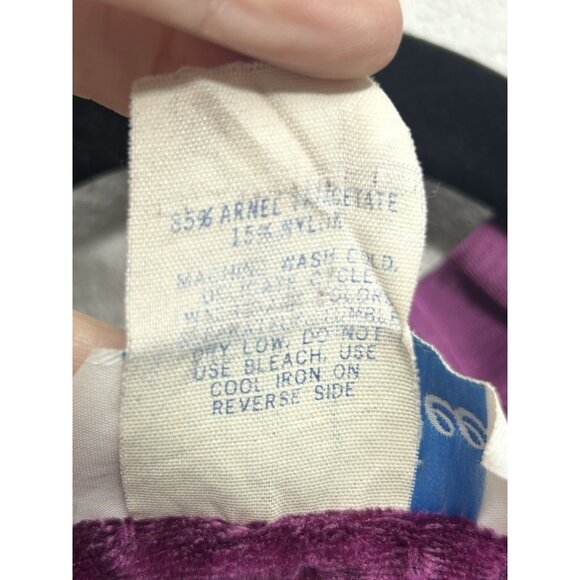 Vintage Velvet Housecoat Medium Purple Cottagecore Prairie Zip Front Grandma USA - Picture 10 of 10
